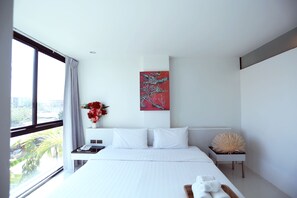 Double Room | Hypo-allergenic bedding, desk, free WiFi, bed sheets - Neca Complex Apartment (Hat Yai)