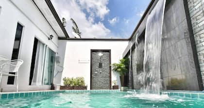 The Vista Pool Villa