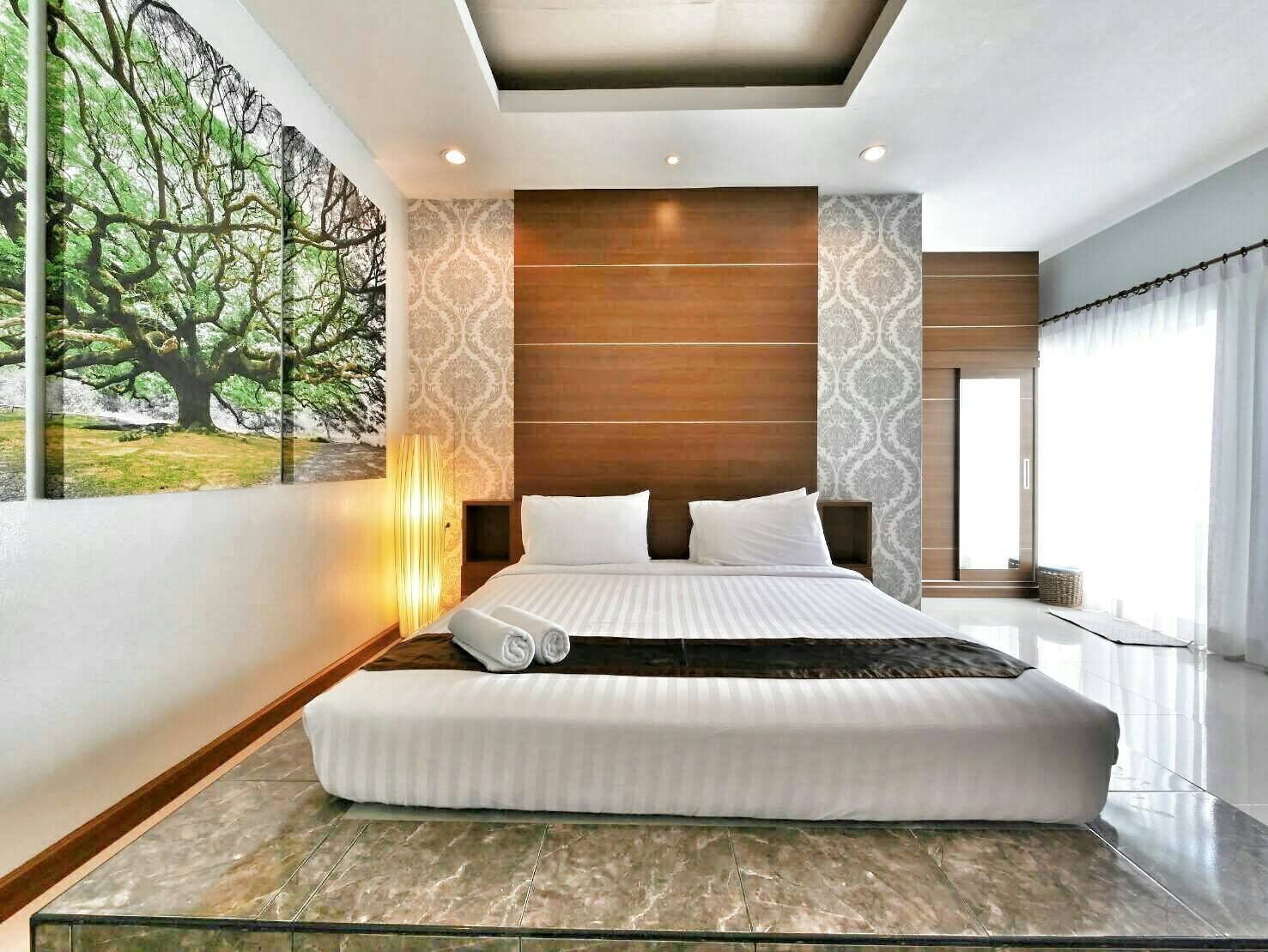 waterfall pool villa | minibar, in-room safe, desk, free wifi