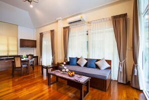 Family Villa, 2 Bedrooms | Living area