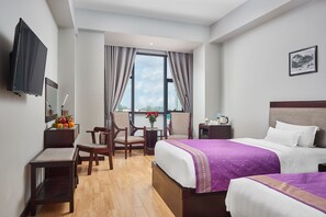 Signature Twin Room | Premium bedding, minibar, in-room safe, desk - Essence Hotel - Phnom Penh (Phnom Penh)