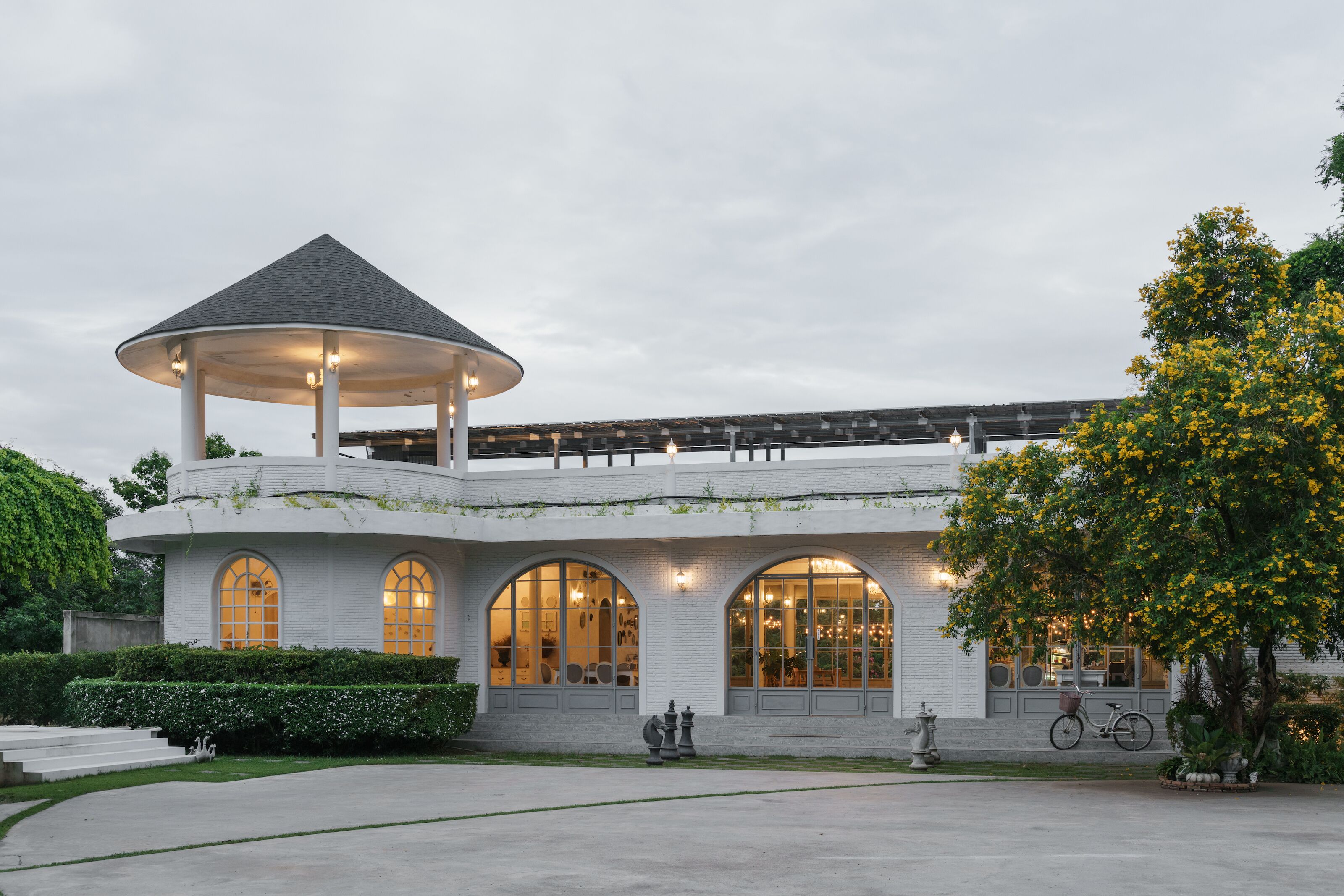 ด้ านหน้าที่พัก