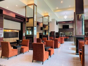 Bar (on property) - Boutique City And Bravo Hotel Pattaya (Pattaya)