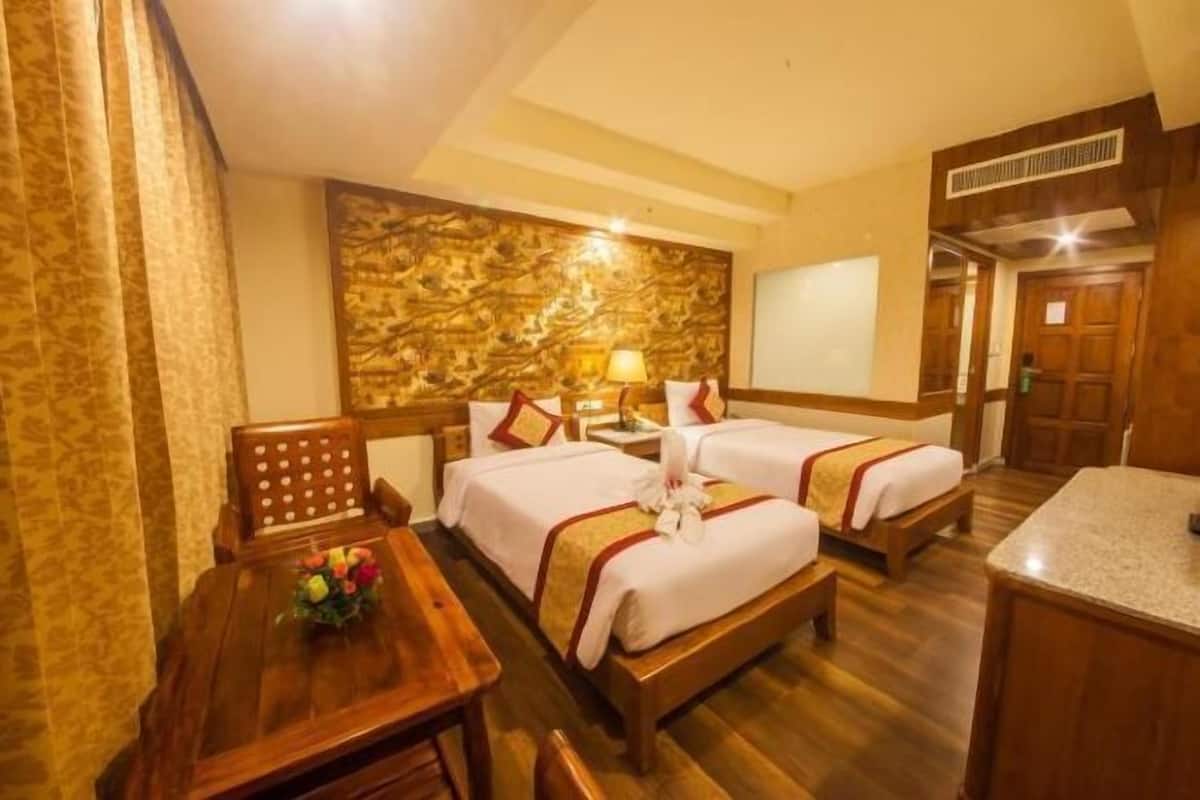 1 bedroom, in-room safe, individually decorated, individually furnished