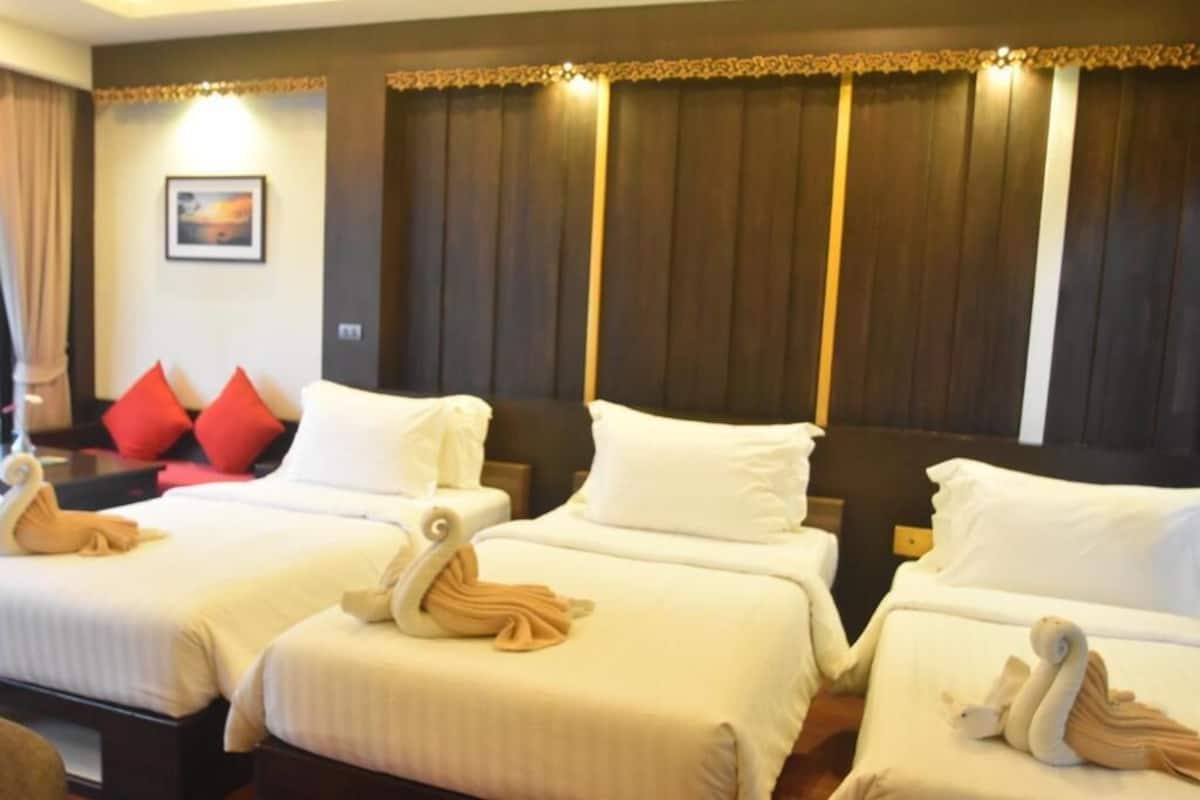 Superior Triple Room