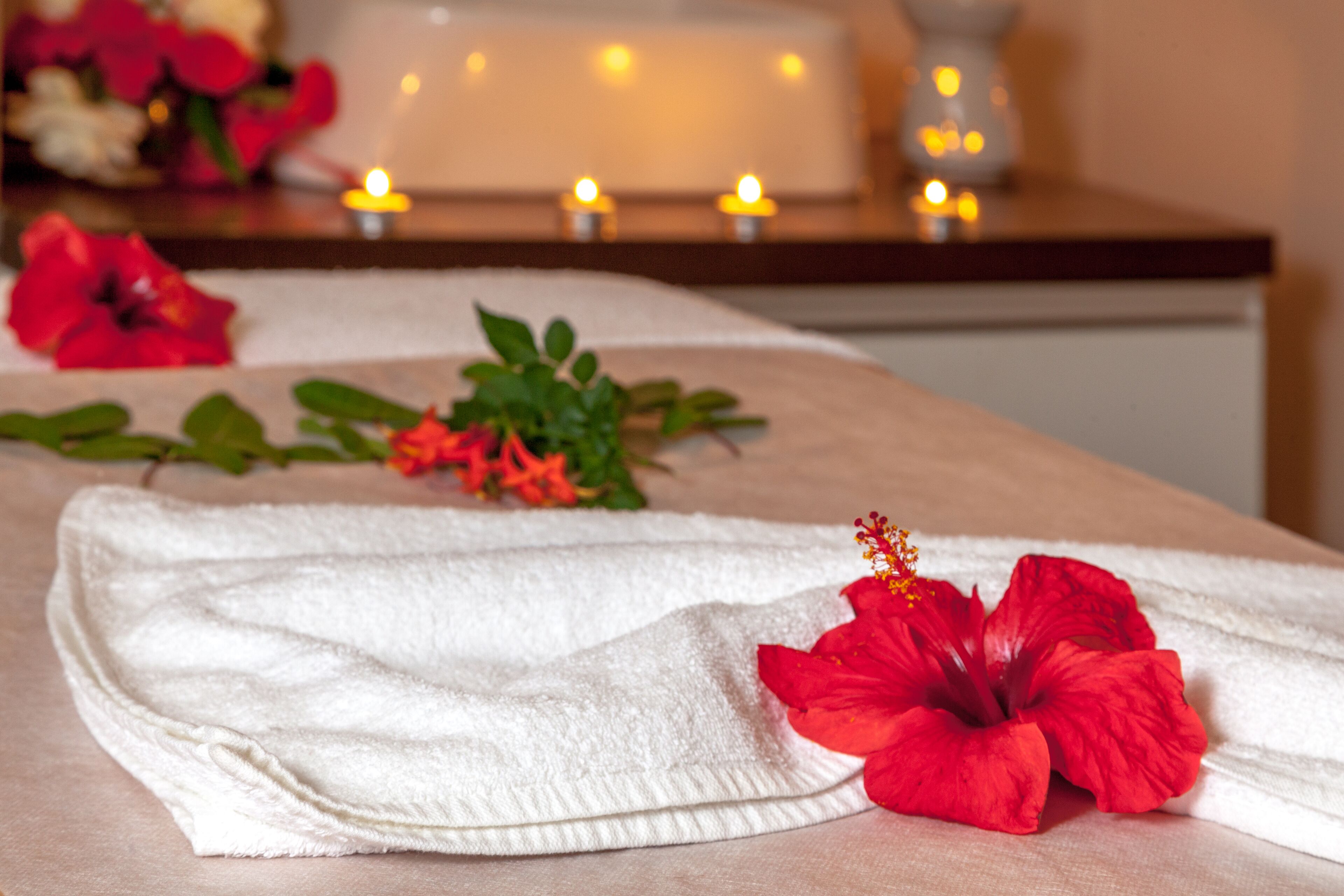turkish bath/hammam, 2 treatment rooms, massages