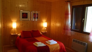 Bangalô, 2 quartos, cozinha americana (4 pax)