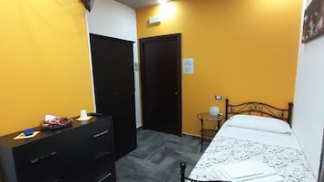 單人房, 無障礙, 城市景 | 防敏寢具、羽絨被、房內夾萬、書桌