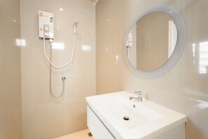 Towels - Cloud Nine Lodge (Bangkok)