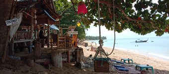 The Sea At Lanta Hotel