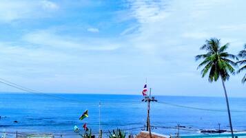 Deluxe Double Bed With Balcony and Sea View | 陽台景觀