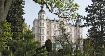 Hotel Bristol Palace