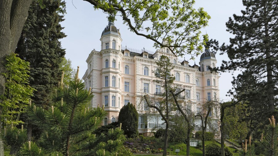 Hotel Bristol Palace