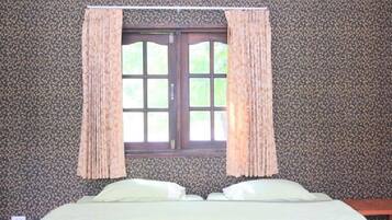 Mountain Hill Room | Blackout drapes, rollaway beds, free WiFi
