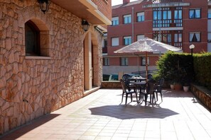 Terrace/patio - Hotel Modus Vivendi (Sopelana)