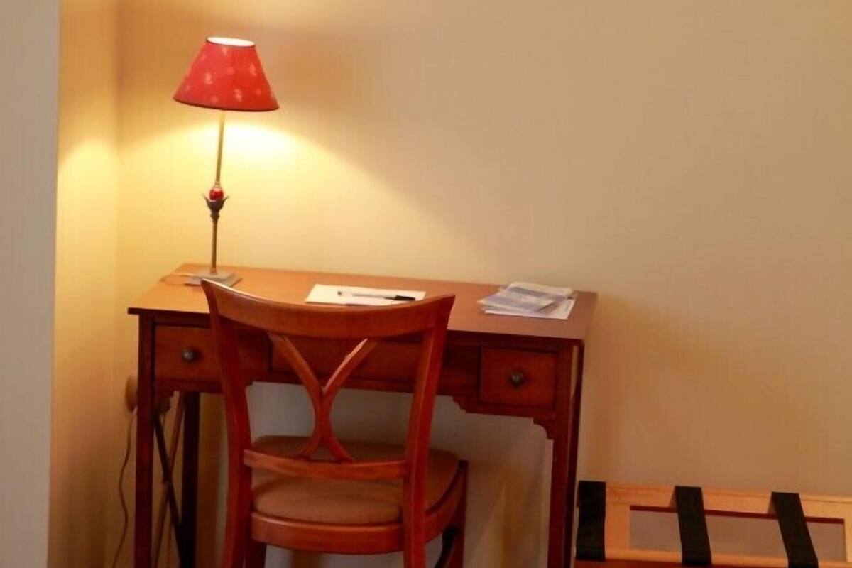 Doppel- oder Zweibettzimmer, Nichtraucher, Bergblick | Zimmerausstattung