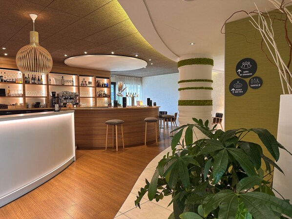 Bar (in der Unterkunft)