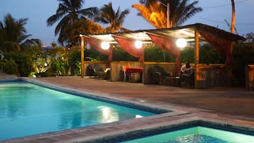 2 outdoor pools, open 9:00 AM to 4:00 PM, sun loungers