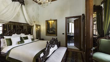 Deluxe Suite, 1 Double Bed, Ensuite | View from room