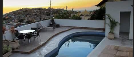 Outdoor pool, pool loungers