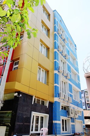 Property grounds - Hotel YNO (Yangon)