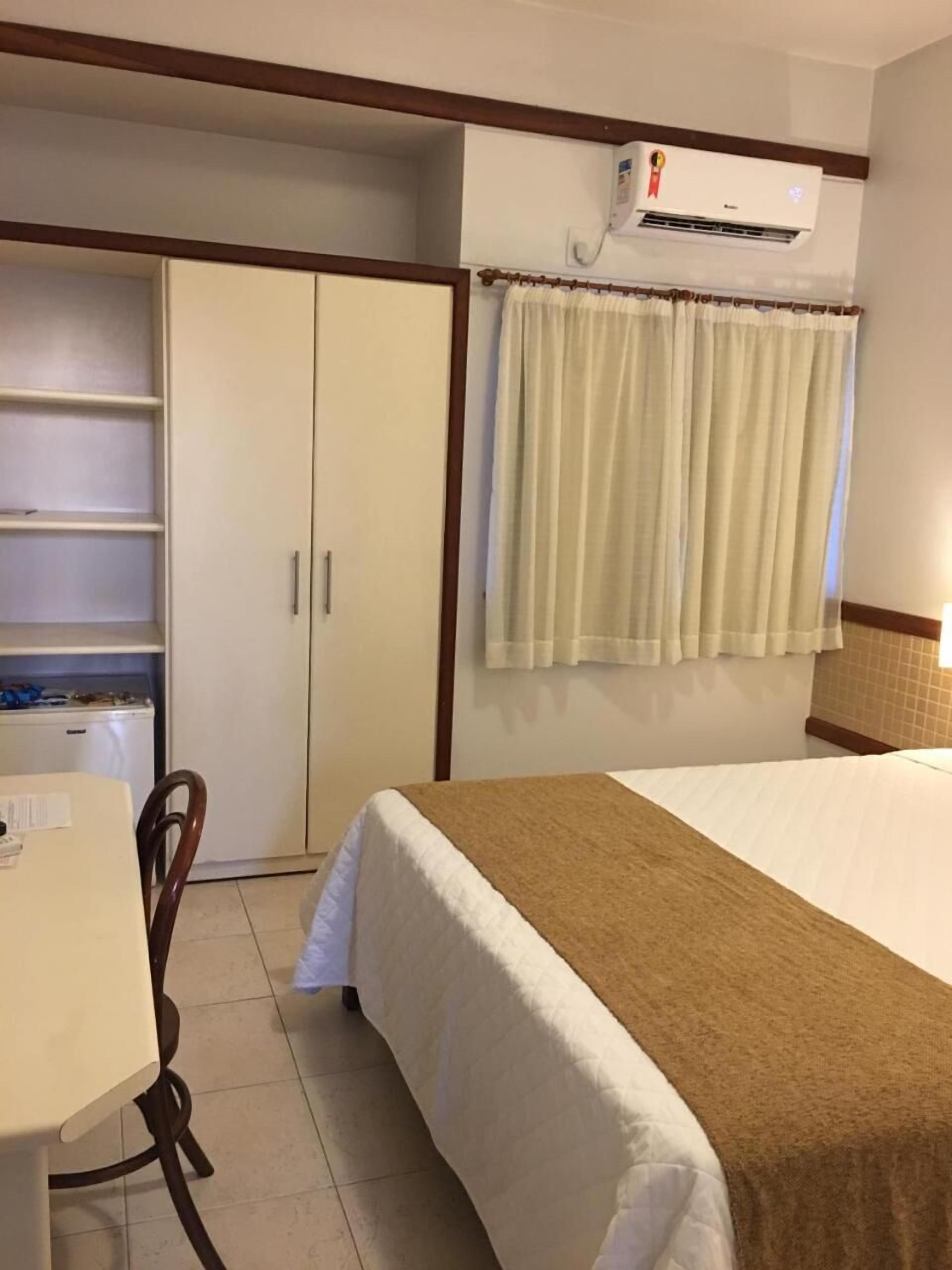 minibar, desk, free wifi, bed sheets