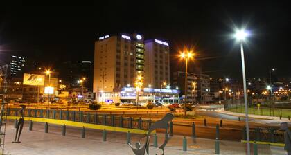 Hotel Tambo Real