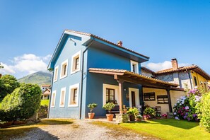 Front of property - Casa Rural Ablanos de Aymar (Colunga)