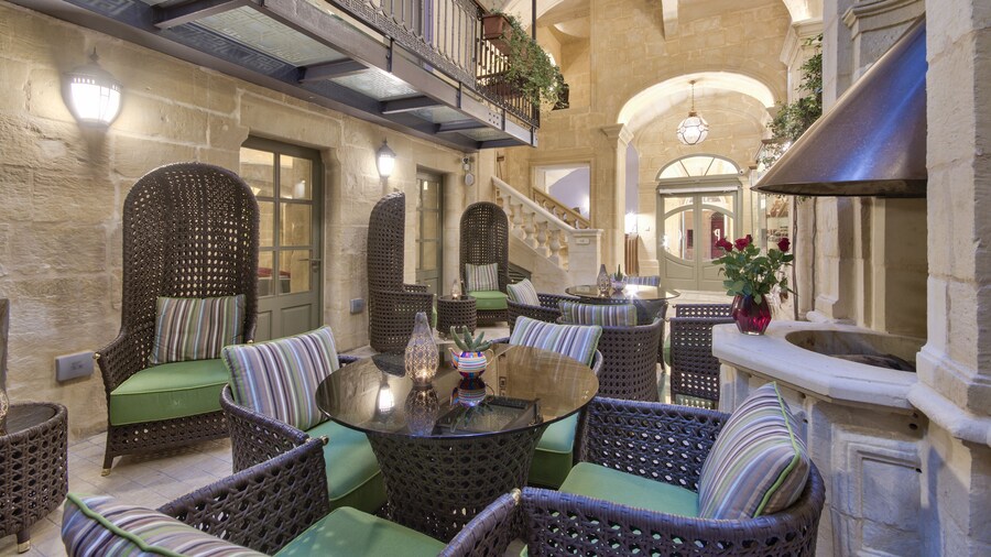 Palazzo Consiglia - IK Collection