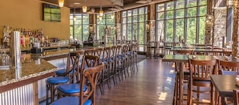 Camelback Lodge & Indoor Waterpark