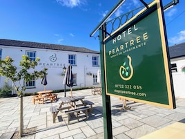 Fachada de la propiedad