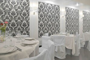 Banquet hall - Hotel Bracco (Loreggia)