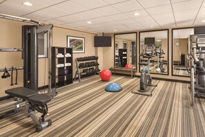 Fitness facility - Park Inn by Radisson, Calgary Airport North, AB (Calgary)