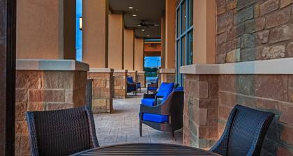 Clarion Hotel The Colony - Plano West