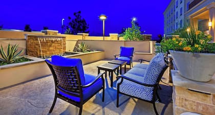 Clarion Hotel The Colony - Plano West