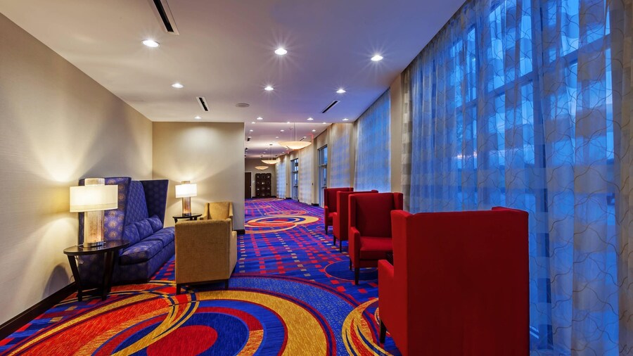 Clarion Hotel The Colony - Plano West