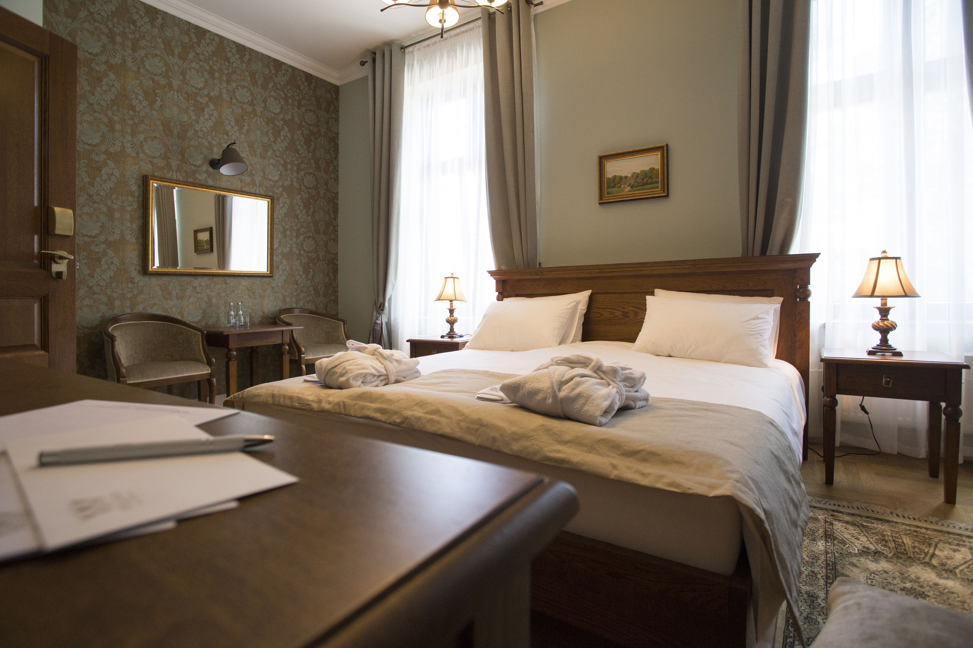 standard double room | in-room safe, desk, iron/ironing board, free cots/infant beds