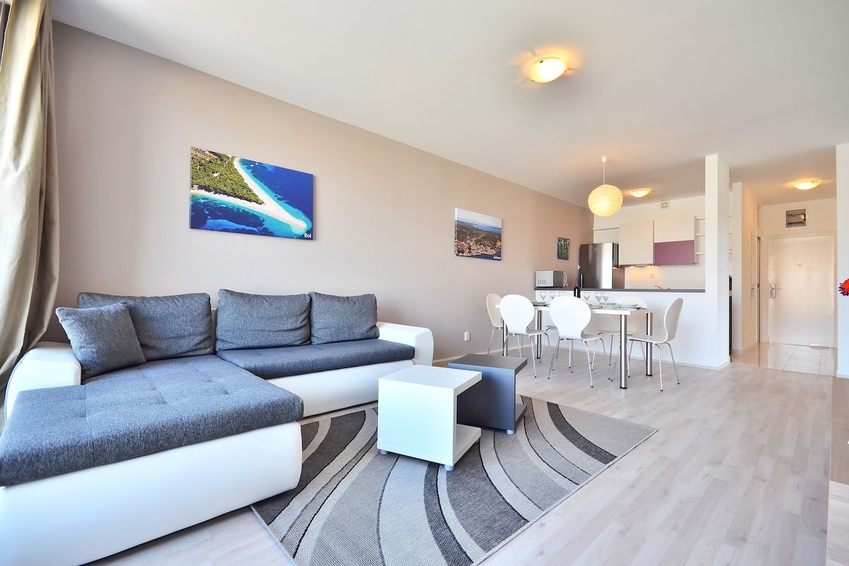 Apartment, 3 Bedrooms, Balcony, Sea View | Living area | Flat-screen TV