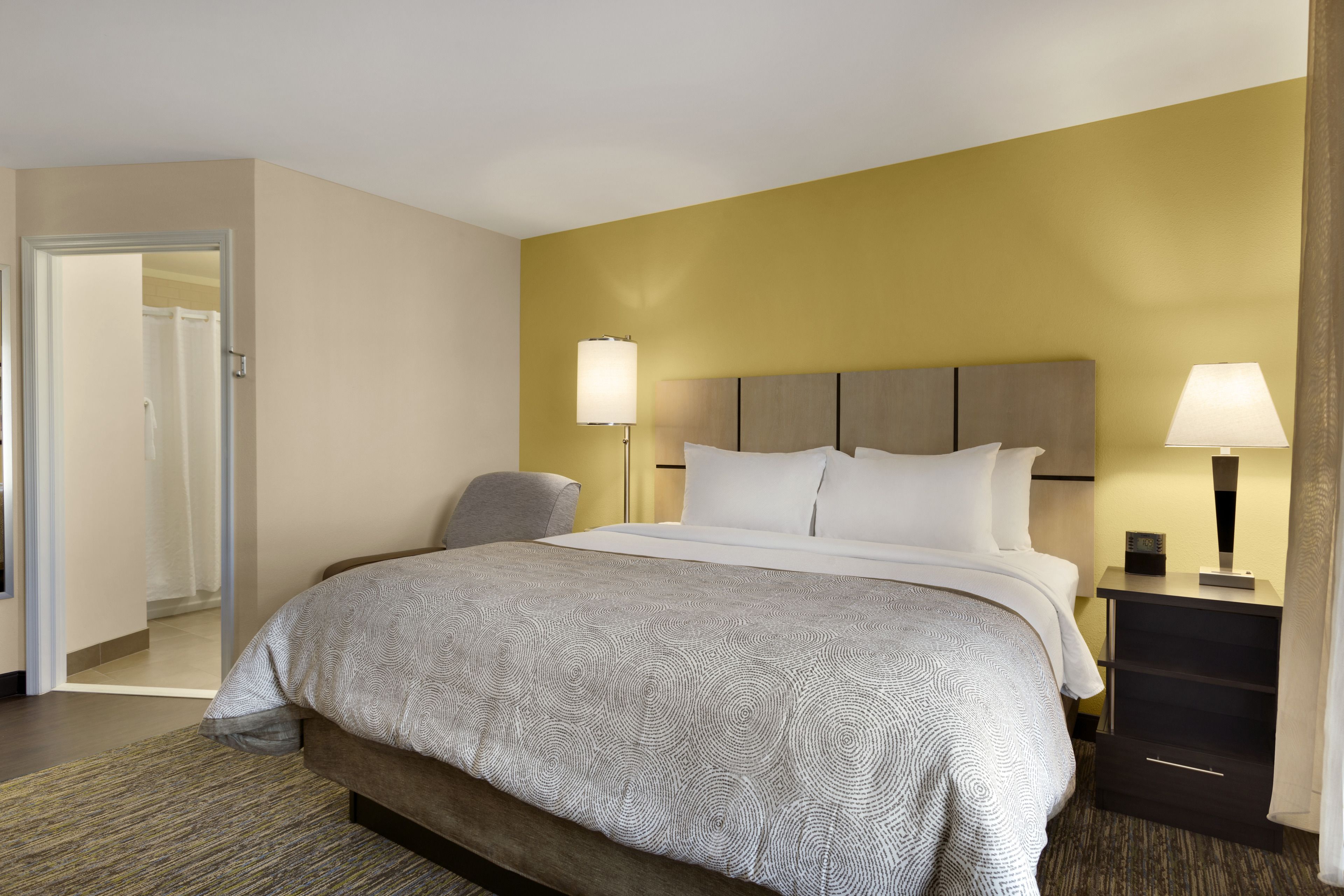 studio suite, 1 king bed | in-room safe, desk, soundproofing, iron/ironing board