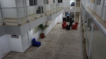 Pintu masuk interior