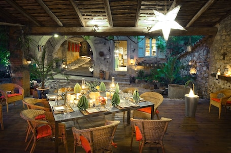 Dinner served, local and international cuisine, garden views