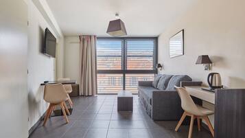 Appartement, 1 slaapkamer (4 People) | Een kluis op de kamer, geluiddichte muren, gratis babybedden