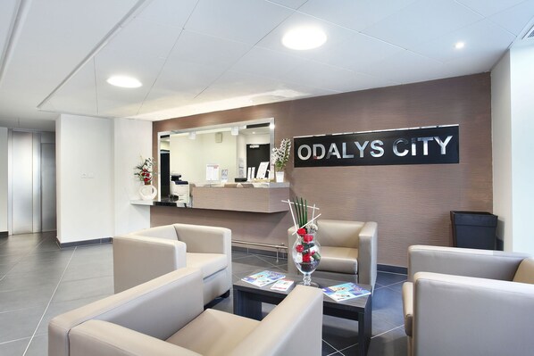 Lobby - Appart Hotel Odalys City Marseille Prado Castellane (Marseille)