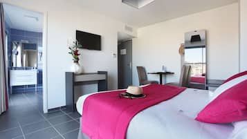 Caja de seguridad en la habitación, insonorización y cunas gratuitas