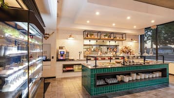 Desayuno buffet (AUD 35 por persona)