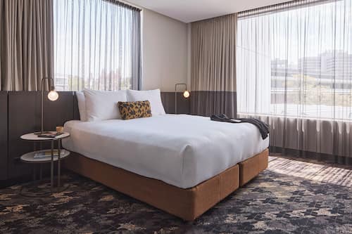 Executive-Suite, 1 King-Bett | Pillowtop-Betten, Minibar, Zimmersafe, Schreibtisch