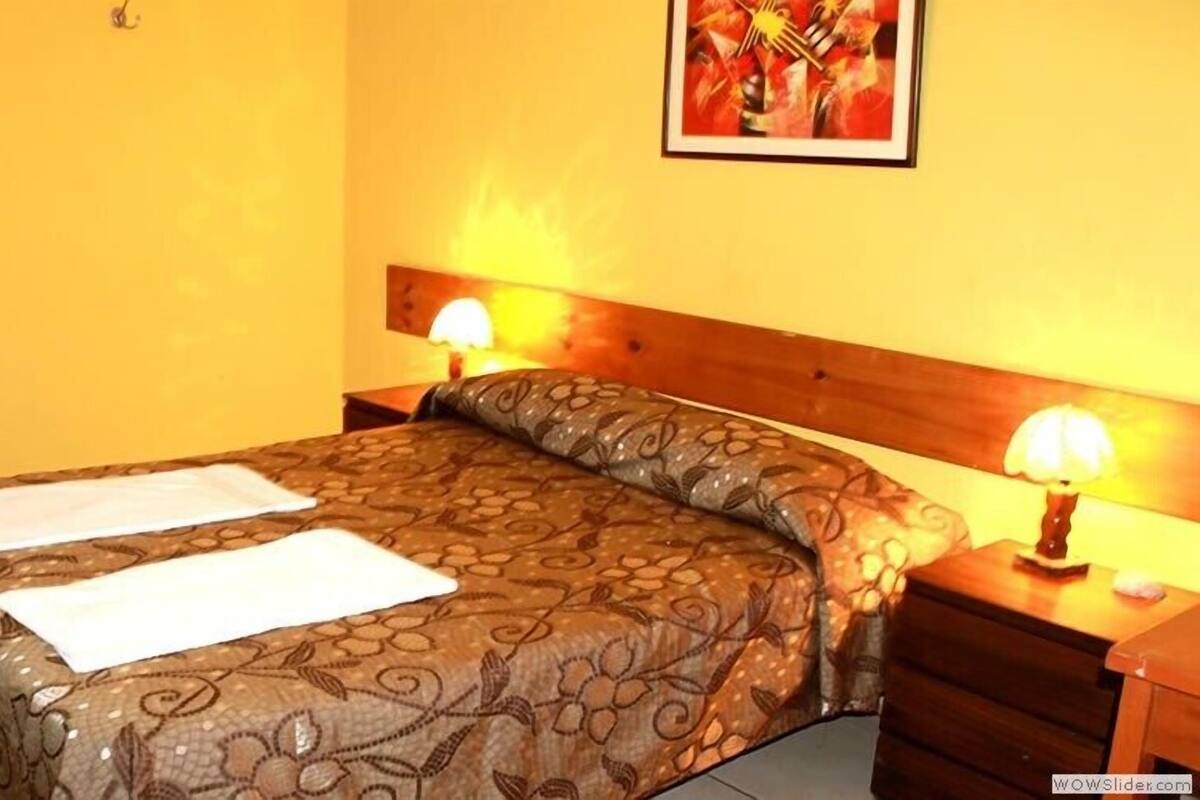 Rollaway beds, free WiFi