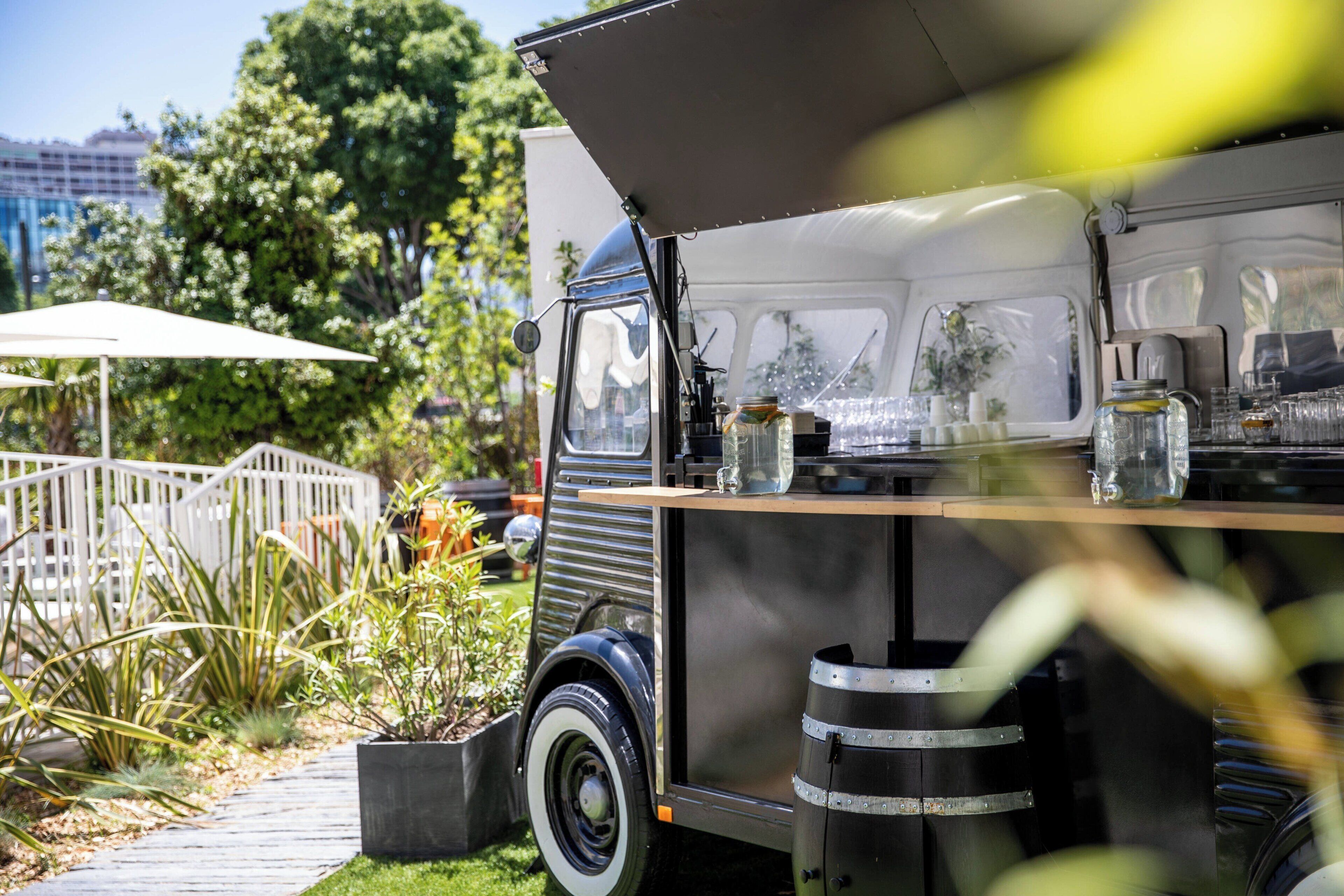 breakfast, lunch, dinner served; french cuisine