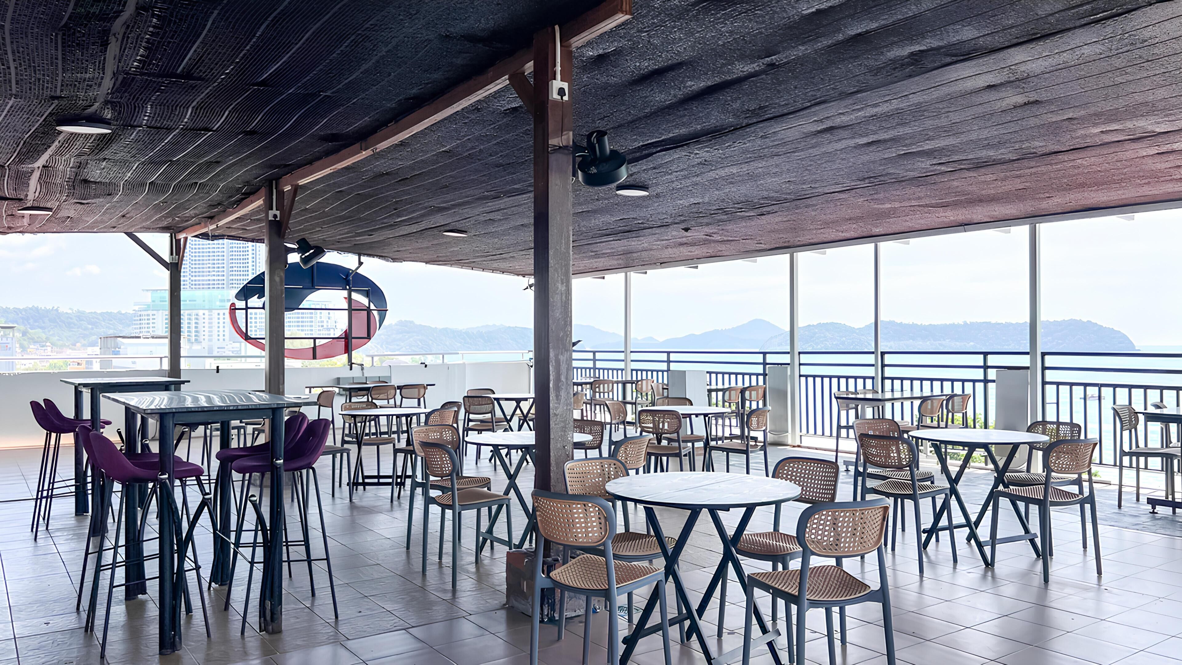 Photo - Royal Agate Beach Resort