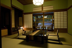 Chambre Tradition, non-fumeur, vue fleuve (Japanese-Style, Private Outdoor Bath)